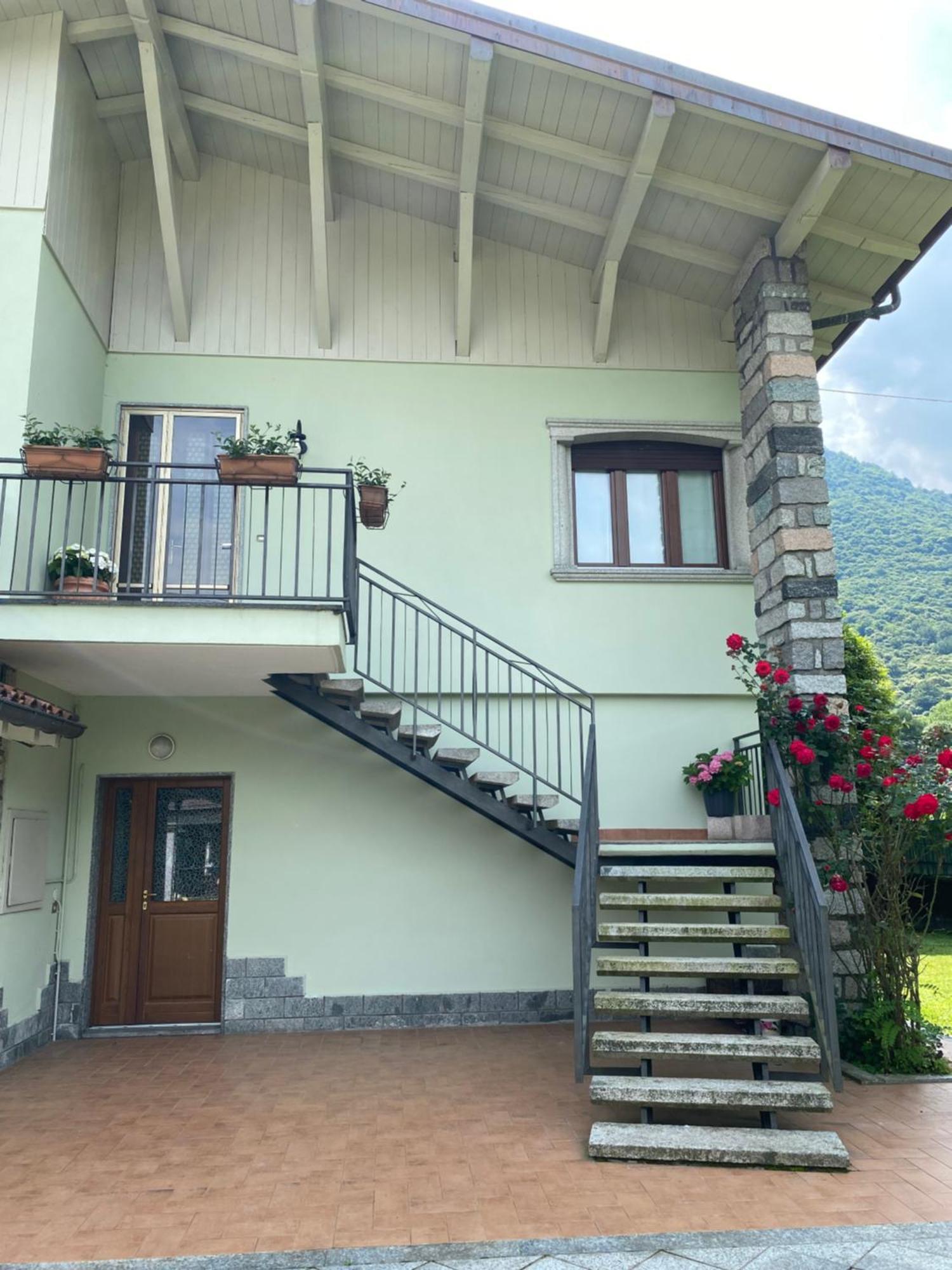 Willa Casa Nello Mergozzo Zewnętrze zdjęcie